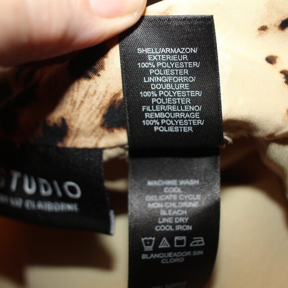 Liz Claiborne Studio Vintage Leopard Quilted Jacket Size M - Picture 10 of 10